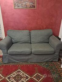 Divano 2 posti Ikea