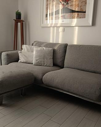 Divano 2.40m con pouf