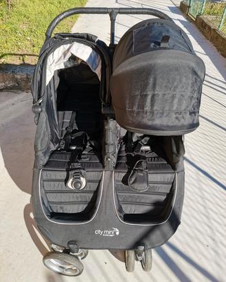 passeggino gemellare 
