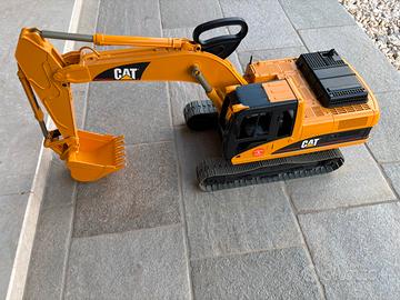 Escavatore cat bruder
