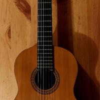 Chitarra classica Yamaha 1/2 naturale