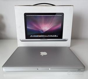MacBook 13 perfettamente funzionante con scatola