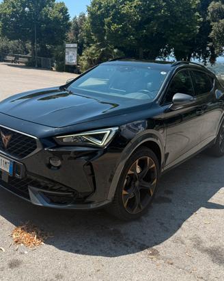 Cupra formentor 1.4 e-hybrid dsg 204 cv tetto pan