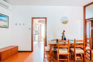 Annuale a Montescudo con balcone