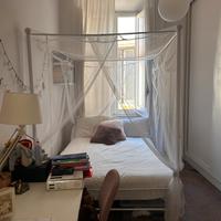 Letto a baldacchino