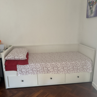Letto Ikea Hemnes