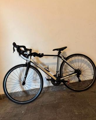 Bici da strada e gravel