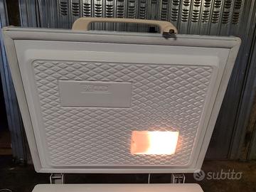 Congelatore / freezer a pozzetto & trasporto 