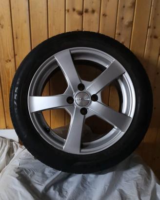 4 Cerchi in Lega Dezent 195/55 R16 Pirelli P1
