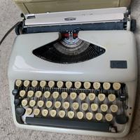Macchina vintage x scrivere