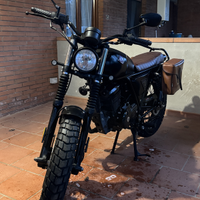 Archive YG125 30B Ninety 05/2023 + Borse Laterali