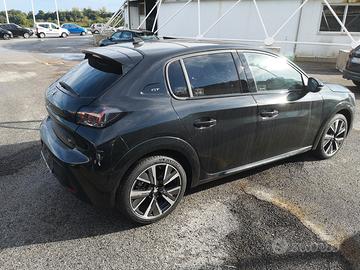 pegeout 208 gt line  100 cv