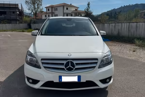 Mercedes B180 CDI Elegance-2014