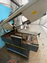 Seghetto semiautomatico