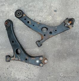 Coppia Braccia Oscillanti Anteriori DX+SX Toyota