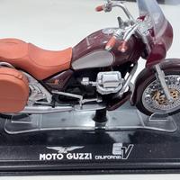 modellino moto guzzi