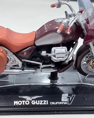 modellino moto guzzi