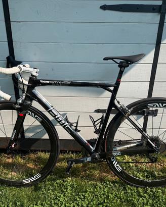 BMC SLR01 Carbon – 6,5 kg – SRAM Red – Ruote ENVE