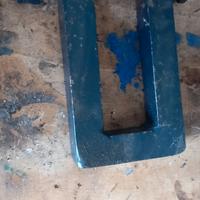 schiaccia rivetti per vespa