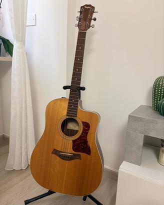 Chitarra acustica Taylor 210ce