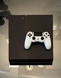 Playstation 4 - 500GB - 4 Giochi inclusi