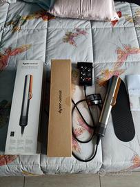 Dyson Airstrait in garanzia