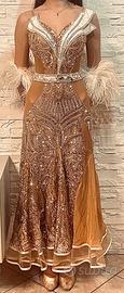 Abito da gara danze standard oro con piume