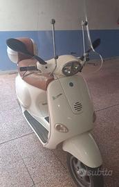 Vespa ET4 125