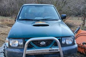 nissan terrano per ricambi