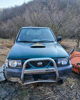 nissan terrano per ricambi