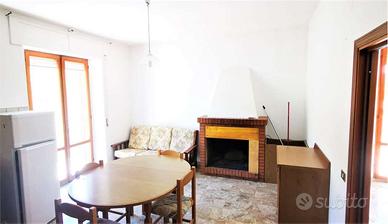 APPARTAMENTO AMPIA METRATURA con ANNESSI VARI