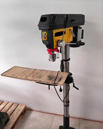 trapano a colonna 220v pari al nuovo, potente