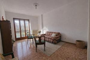 3 LOCALI A GASSINO TORINESE