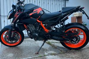 Ktm duke 890 r