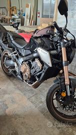 Honda CB650R