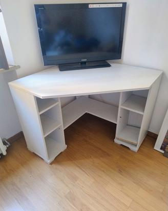 Scrivania angolare Ikea