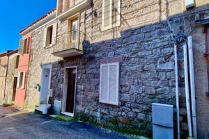 Sindia casa indipendente con cortile