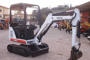 Miniescavatore usato BOBCAT 322