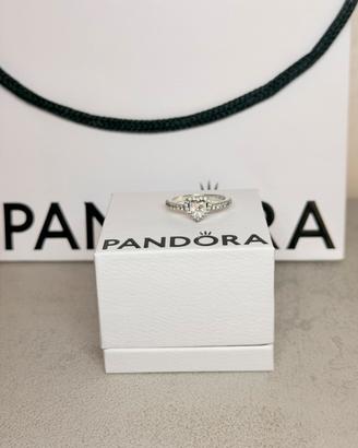 Anello Pandora cuore in rilievo nuovo