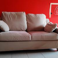 Divano + 4 sedie + tavolo = 150 €