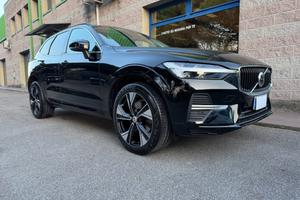 VOLVO XC60 2.0 B4 AWD AUTOMATICA CERCHI DA 20" F