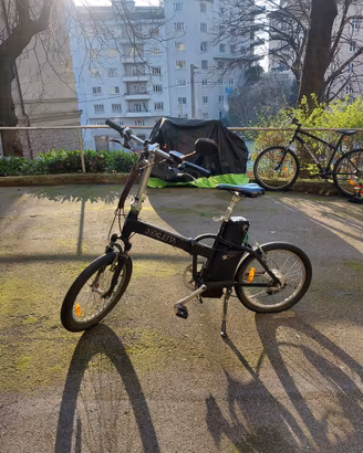 Bicicletta elettrica Ekletta piega city