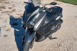 Yamaha scooter x-max 125 2017
