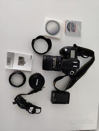Set corpo macchina Nikon + 2 obiettivi