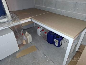 Scrivania per ufficio