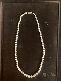 collana di perle un filo