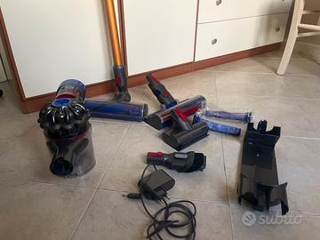 Scopa elettrica dyson V8 non funzionante+accessori
