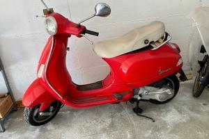 Vespa LX 150