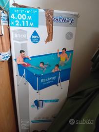  piscina,motore,robot e kit pulizia