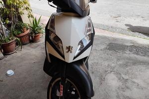 Peugeot Geopolis 250 - 2009